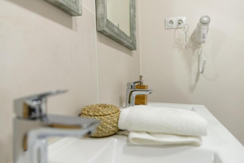 Ola Blanca Apartment Torremolinos Bagian luar foto