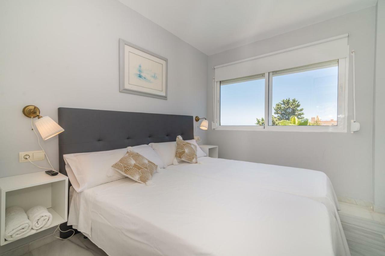 Ola Blanca Apartment Torremolinos Bagian luar foto
