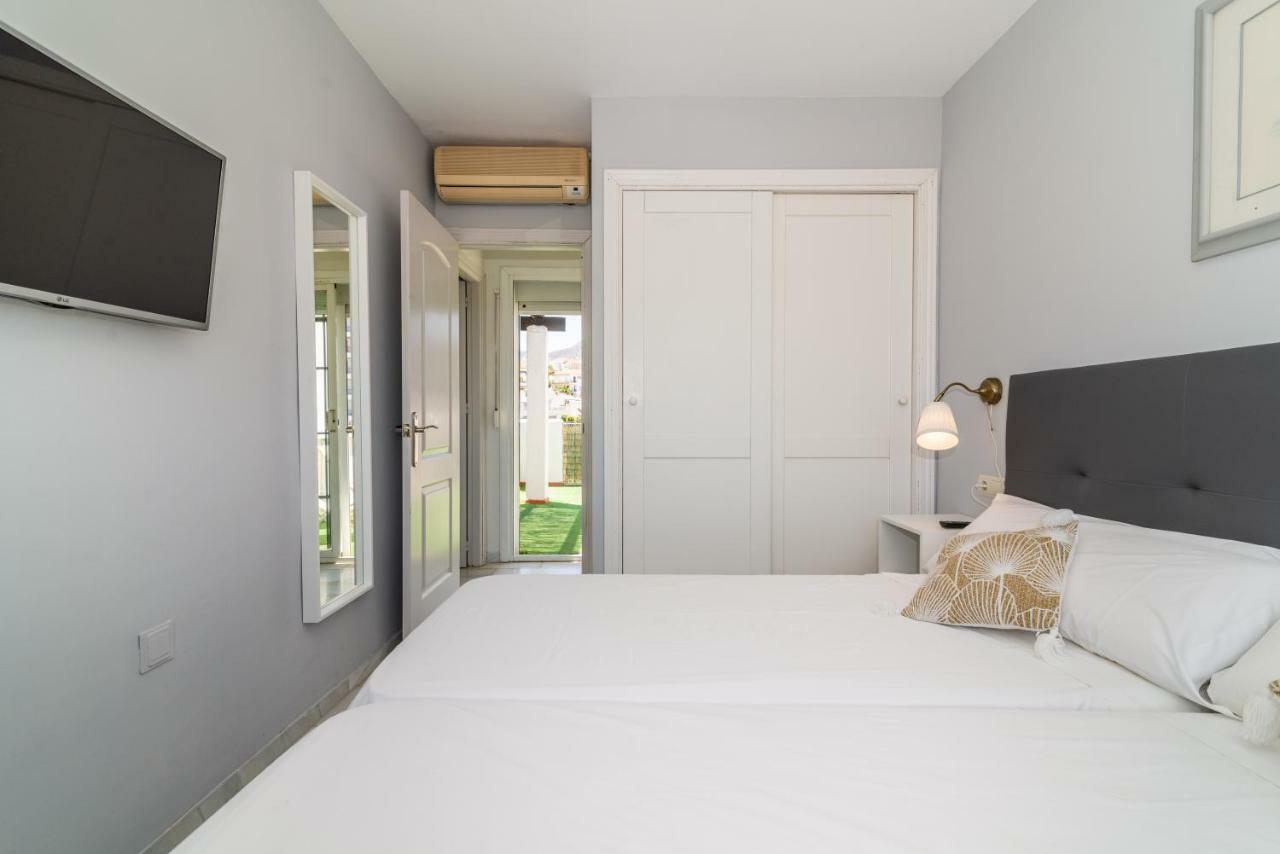 Ola Blanca Apartment Torremolinos Bagian luar foto