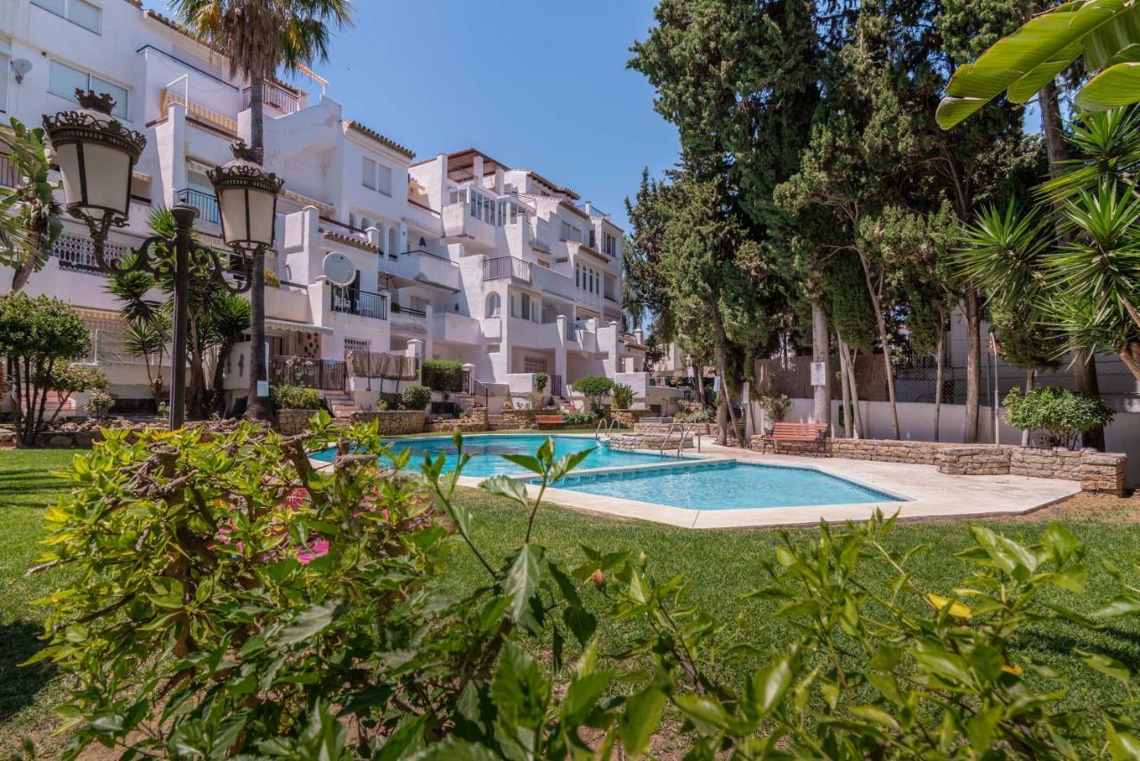 Ola Blanca Apartment Torremolinos Bagian luar foto
